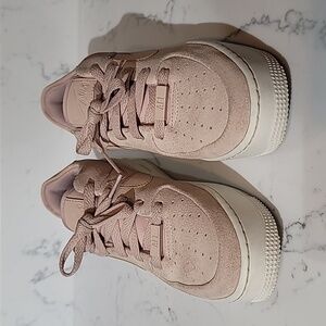 Nike Air Force 1 Sage Lows